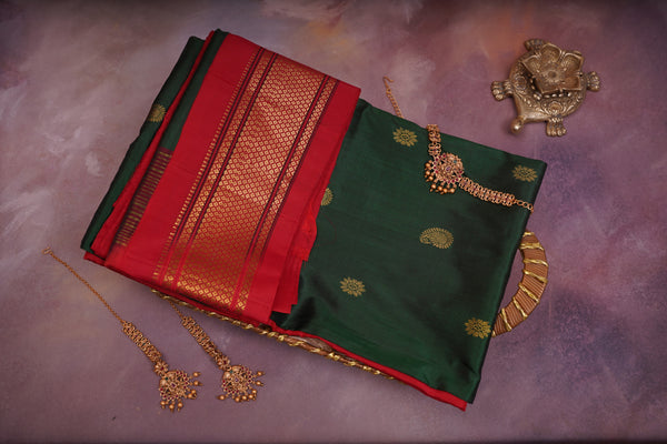Kadiyal Paithani